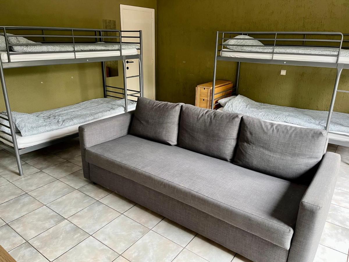 Hotel Logies Waasland à Saint-Nicolas Extérieur photo