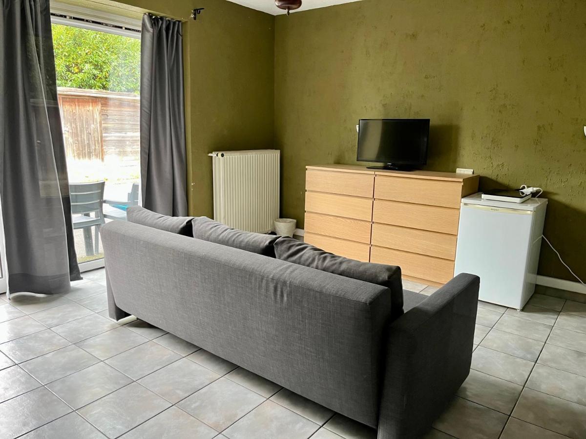 Hotel Logies Waasland à Saint-Nicolas Extérieur photo